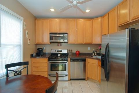 7841 White Ave, Lyons, IL 60534 photo 3