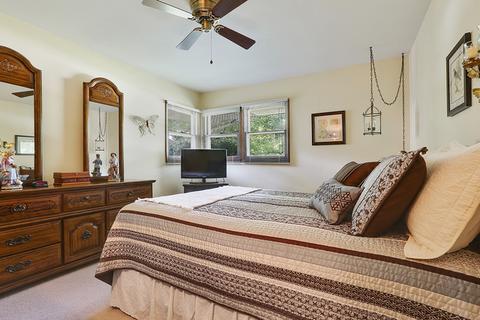 1022 E Division St, Lockport, IL 60441 photo 11