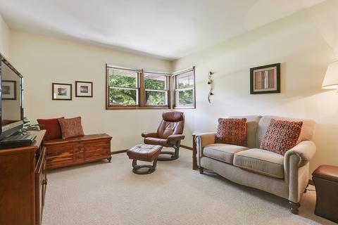 1022 E Division St, Lockport, IL 60441 photo 12