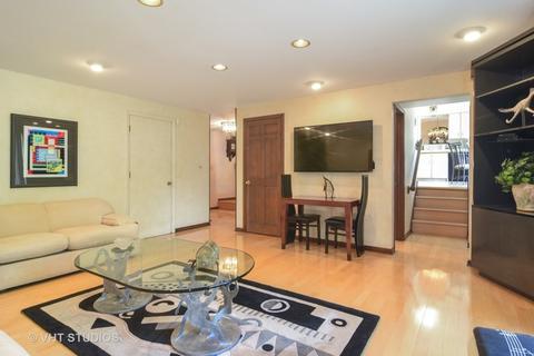 3128 Maple Leaf Dr, Glenview, IL 60026 photo 8
