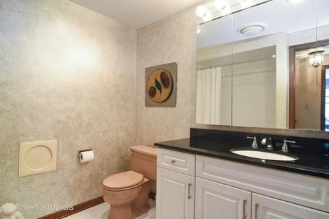 3128 Maple Leaf Dr, Glenview, IL 60026 photo 13