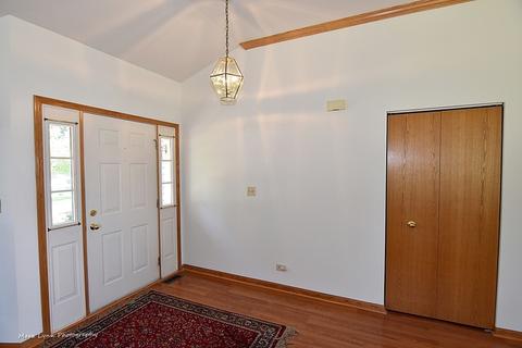 101 Cold Spring Ct, Aurora, IL 60506 photo 15