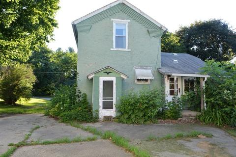 918 Jackson St, Pecatonica, IL 61063 photo 9