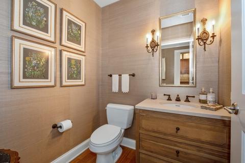 10 E Delaware Pl #25E, Chicago, IL 60611 photo 13