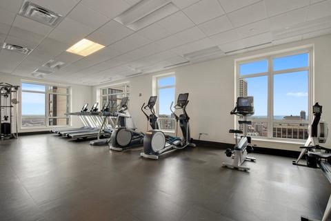 10 E Delaware Pl #25E, Chicago, IL 60611 photo 23