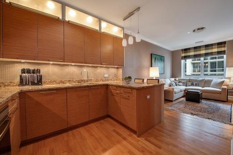 10 E Delaware Pl #25E, Chicago, IL 60611 photo 5