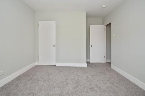 8010 White Ave, Lyons, IL 60534 photo 8