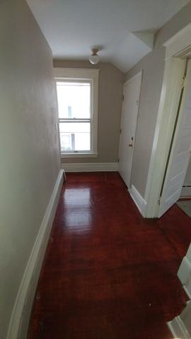 470 Ryerson Ave, Elgin, IL 60123 photo 5