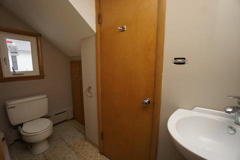 470 Ryerson Ave, Elgin, IL 60123 photo 21
