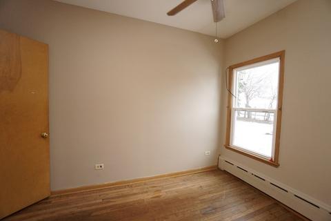 470 Ryerson Ave, Elgin, IL 60123 photo 13