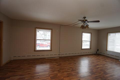 470 Ryerson Ave, Elgin, IL 60123 photo 15