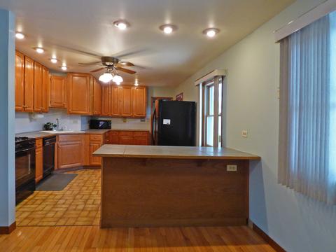 1320 Palm Dr, Wheeling, IL 60090 photo 8