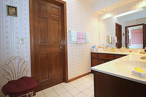 1775 Kevin Ave, Elgin, IL 60123 photo 16