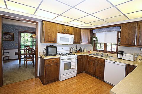 1775 Kevin Ave, Elgin, IL 60123 photo 10