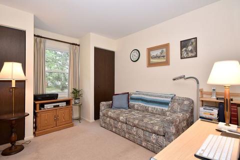 2830 Northampton Dr #D1, Rolling Meadows, IL 60008 photo 16