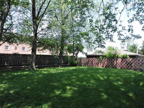 7606 Stickney Ave, Bridgeview, IL 60455 photo 2