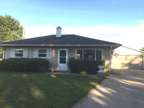 2027 Melba Pl, Peru, IL 61354 photo 1