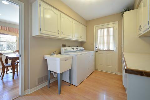 3854 Moulin Ln, Hoffman Estates, IL 60192 photo 9