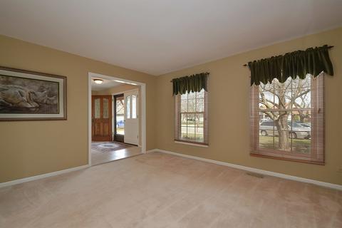 3854 Moulin Ln, Hoffman Estates, IL 60192 photo 7