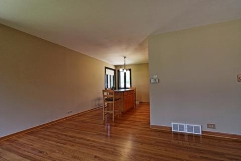 1219 Doreen Dr, Des Plaines, IL 60018 photo 6