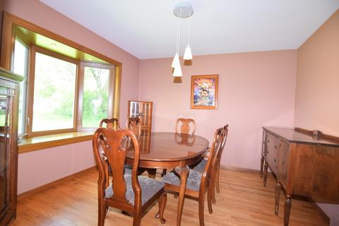 1301 Surrey Ct, Algonquin, IL 60102 photo 7