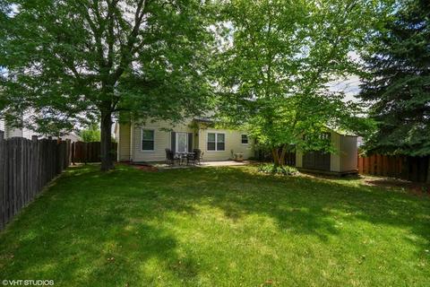 1335 Trinity Dr, Carol Stream, IL 60188 photo 15