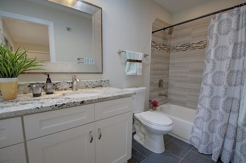 1 N Pine St, Mount Prospect, IL 60056 photo 7