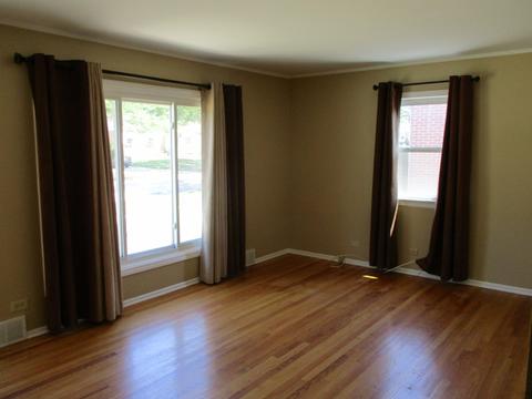 1528 Harding Ave, Berkeley, IL 60163 photo 2
