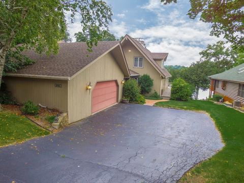 25 Delburne Dr, Davis, IL 61019 photo 3