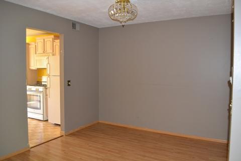 735 Plum Tree Ct #A2, Wheeling, IL 60090 photo 4
