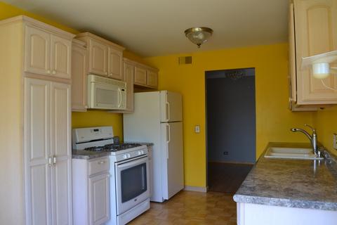 735 Plum Tree Ct #A2, Wheeling, IL 60090 photo 5
