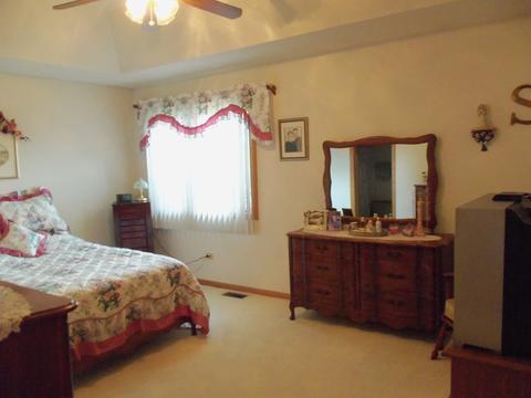 Undisclosed, Morris, IL 60450 photo 11