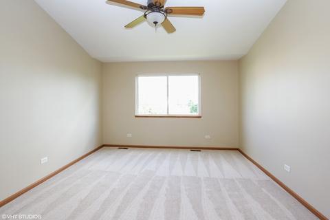 1116 Clover Dr, Minooka, IL 60447 photo 7