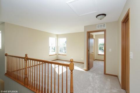 1116 Clover Dr, Minooka, IL 60447 photo 6