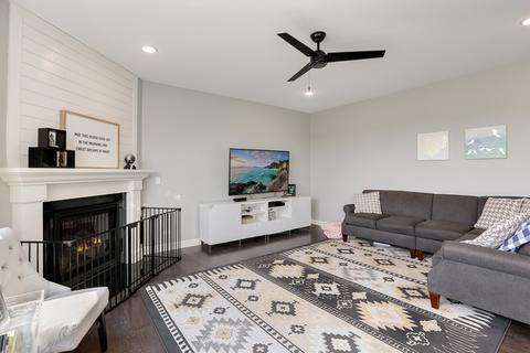 4393 Rudyard Kipling Rd, Elgin, IL 60124 photo 5