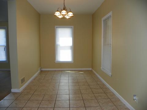 411 E Chippewa St, Dwight, IL 60420 photo 7