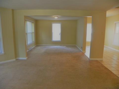 411 E Chippewa St, Dwight, IL 60420 photo 3