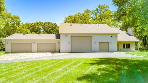711 Regner Rd, Mchenry, IL 60051 photo 1