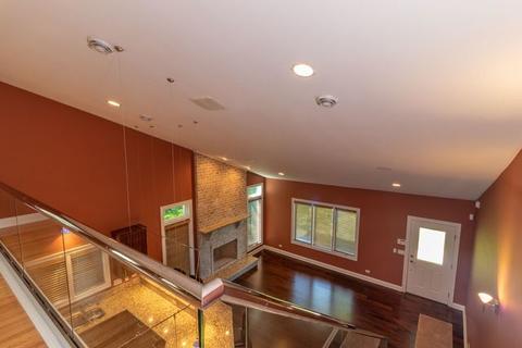 711 Regner Rd, Mchenry, IL 60051 photo 4
