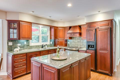 616 Flock Ave, Naperville, IL 60565 photo 8
