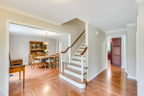 616 Flock Ave, Naperville, IL 60565 photo 3