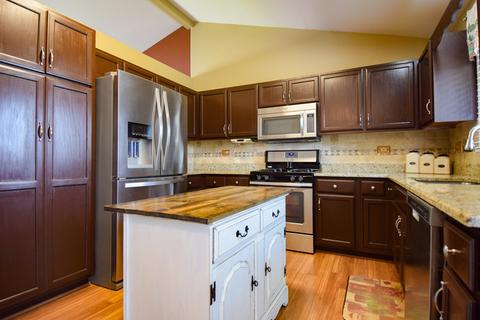 6515 Walter Adamic Ln, Plainfield, IL 60586 photo 9