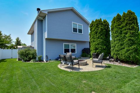 6515 Walter Adamic Ln, Plainfield, IL 60586 photo 5