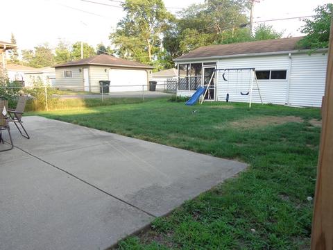 3303 Bernice Rd, Lansing, IL 60438 photo 5