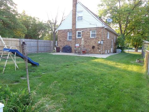 3303 Bernice Rd, Lansing, IL 60438 photo 4