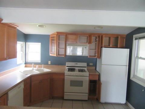 381 Nancy Ln, Wheeling, IL 60090 photo 3