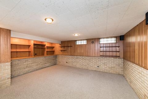 7000 W Wright Ter, Niles, IL 60714 photo 18