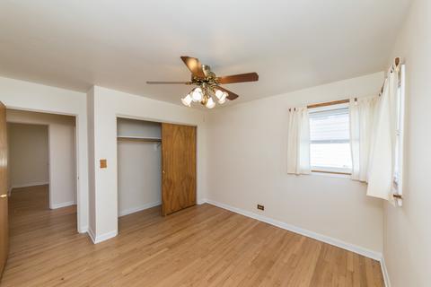7000 W Wright Ter, Niles, IL 60714 photo 12
