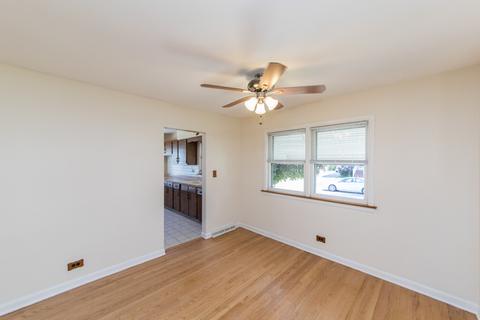 7000 W Wright Ter, Niles, IL 60714 photo 8