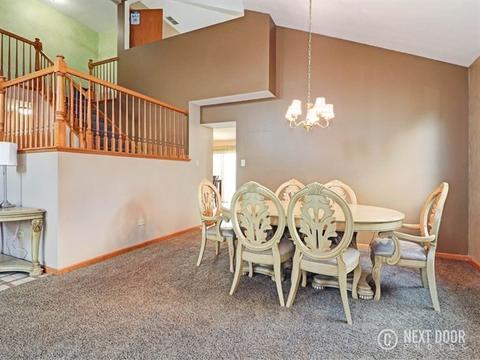 2207 Falcon Dr, Plainfield, IL 60586 photo 5